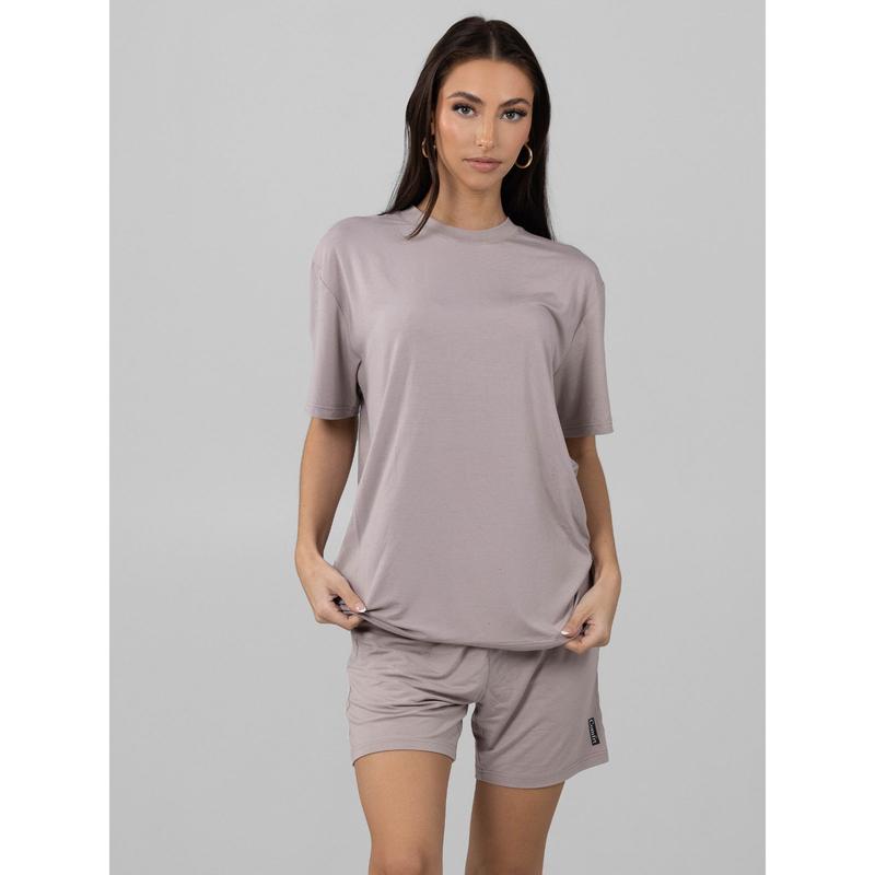 Essential Summer Set – Where Style Meets All-Day Comfort