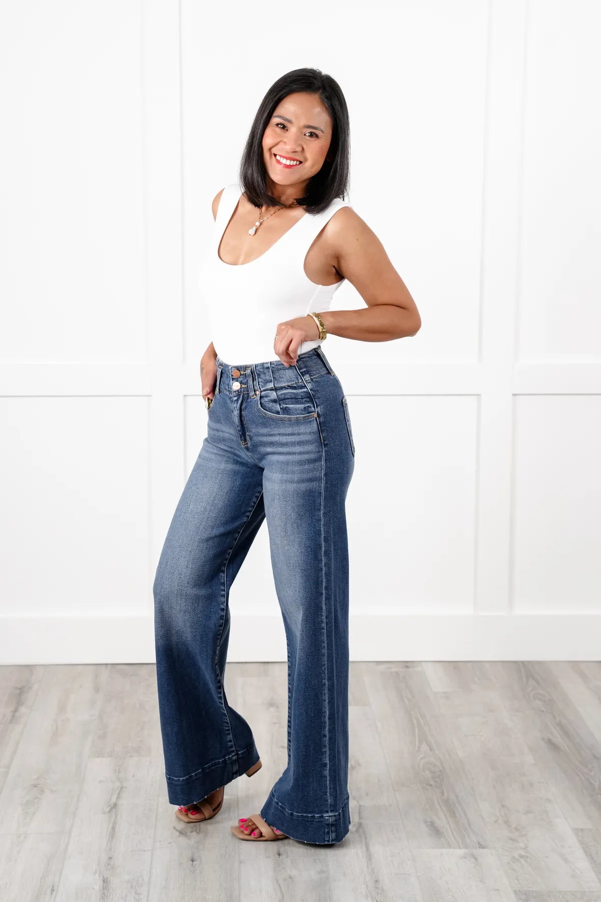 BYNNIE® Double Button Wide Leg Trouser Hem Non-Distressed Jean